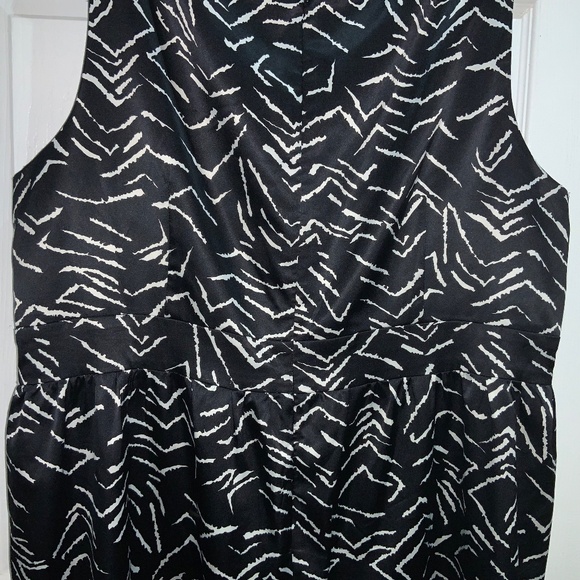 Eliza J geometric print dress Sz 24W sleeveless back zip lined - Picture 7 of 9